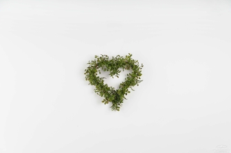 Искусственное растение "Брусника", сердце, 25 см, 6333-90